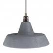 Pendellampa med textilkabel, keramisk lampskärm i industriell stil och detaljer i metall - Tillverkad i Italien