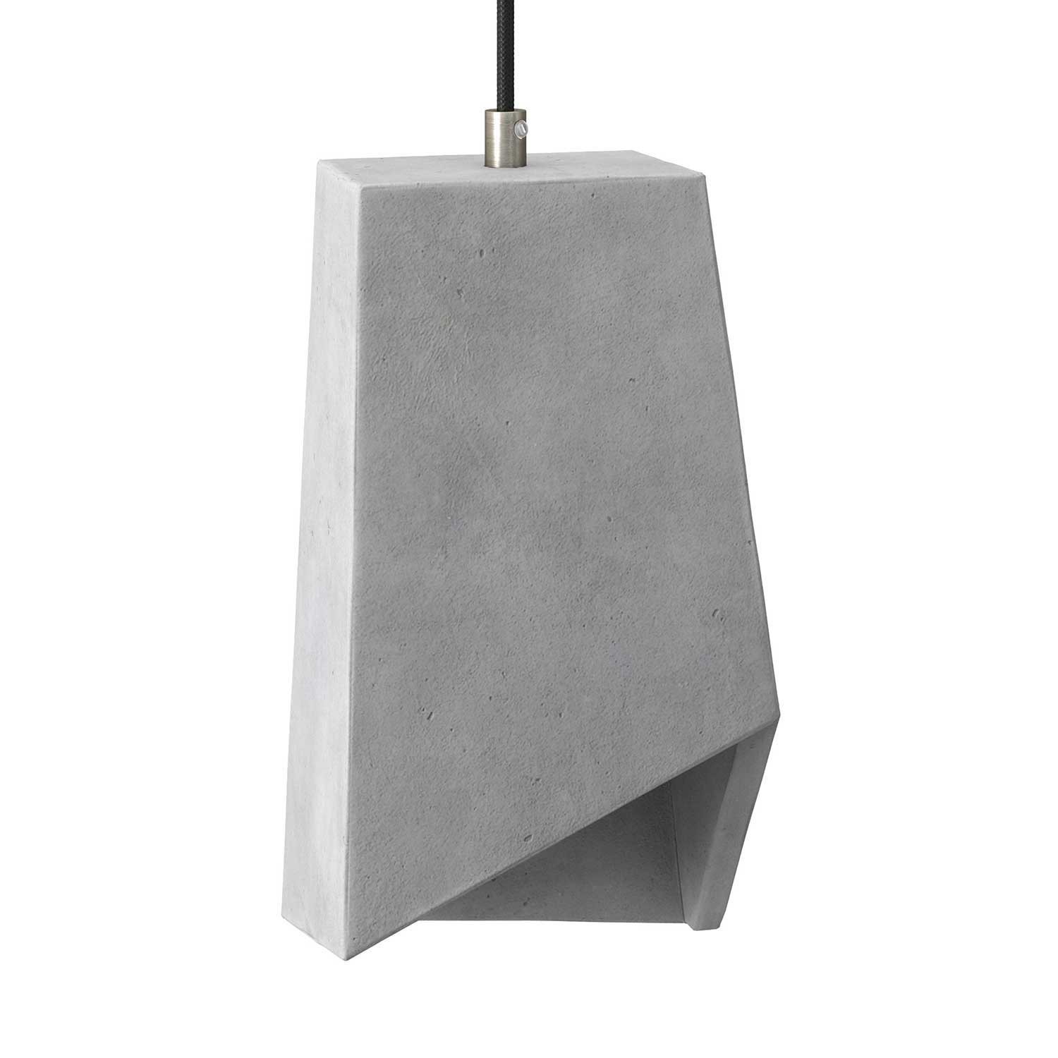 Pendellampa komplett med textilkabel, Prisma prisformad lampskärm i betong och detaljer i metall - Tillverkad i Italien