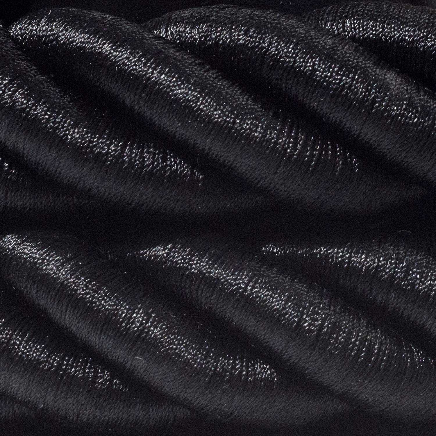 3XL elkabel 3x0,75. Glansig svart textil. Diameter 30mm.