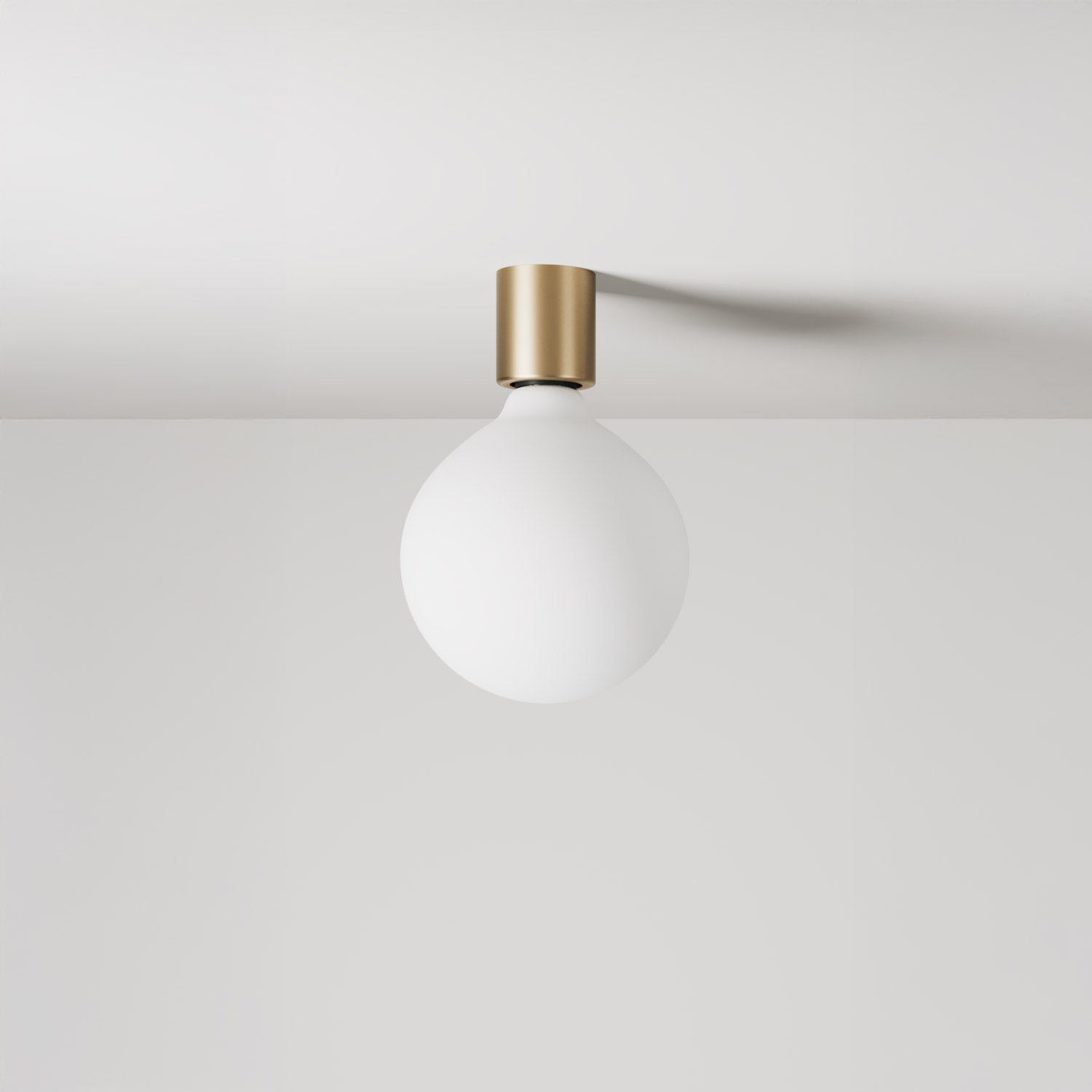 Applique in metallo con lampadina globo effetto porcellana - Bronzo satinato